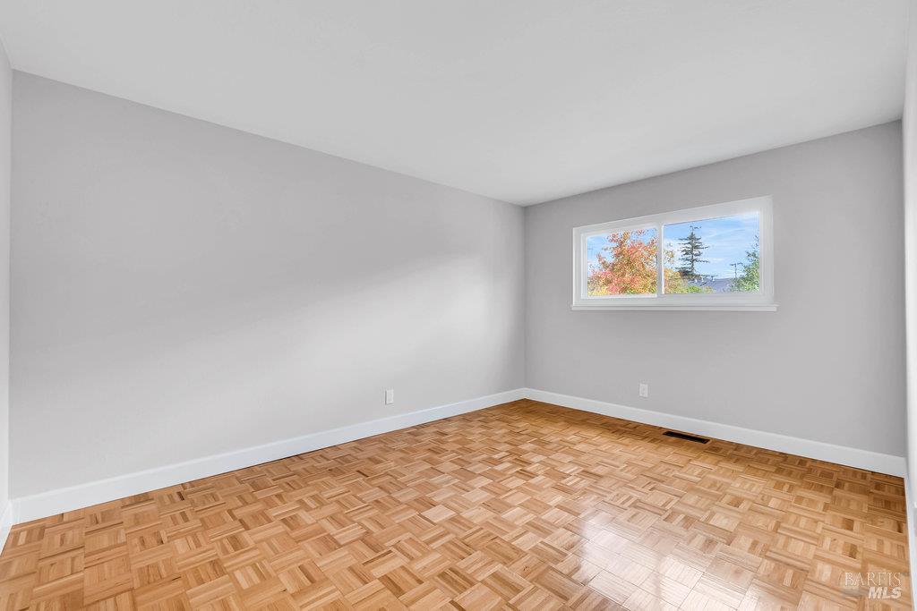 Detail Gallery Image 43 of 71 For 526 Ivy Ct, Sonoma,  CA 95476 - 3 Beds | 2 Baths