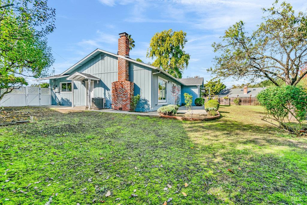 Detail Gallery Image 67 of 71 For 526 Ivy Ct, Sonoma,  CA 95476 - 3 Beds | 2 Baths