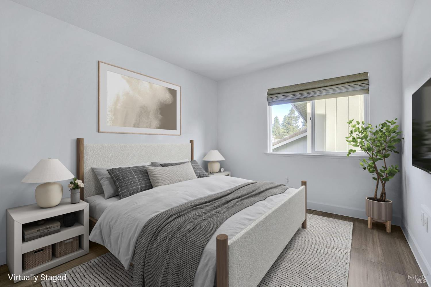 Detail Gallery Image 12 of 31 For 104 Banff Way, Petaluma,  CA 94954 - 4 Beds | 2/1 Baths