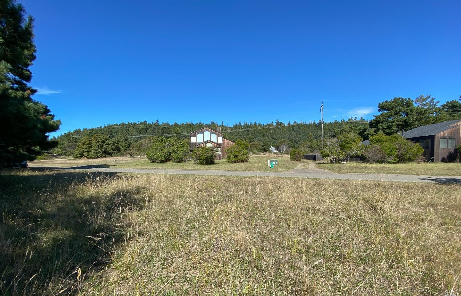 Detail Gallery Image 10 of 27 For 41179 Deer Trl, The Sea Ranch,  CA 95497 - – Beds | – Baths