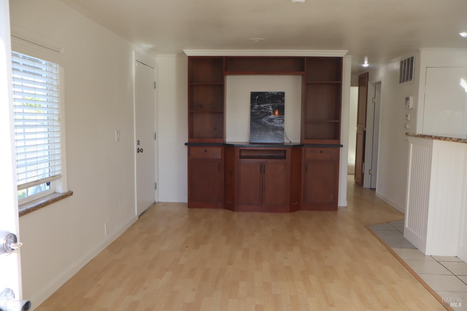 Detail Gallery Image 6 of 23 For 23 Anchor Dr, Suisun City,  CA 94585 - 2 Beds | 2 Baths