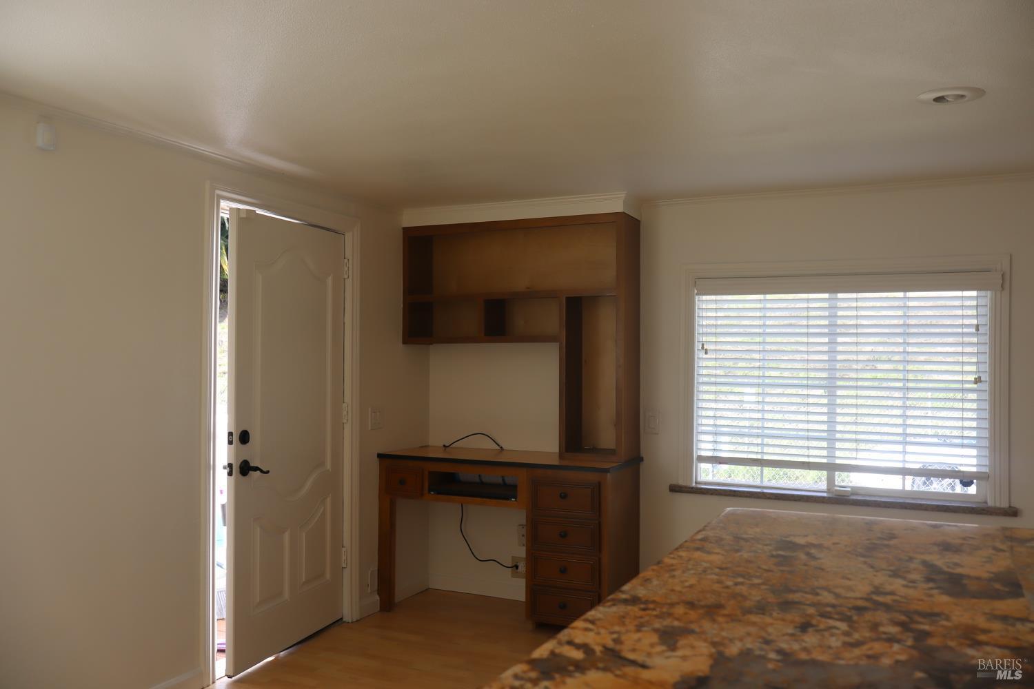 Detail Gallery Image 12 of 23 For 23 Anchor Dr, Suisun City,  CA 94585 - 2 Beds | 2 Baths