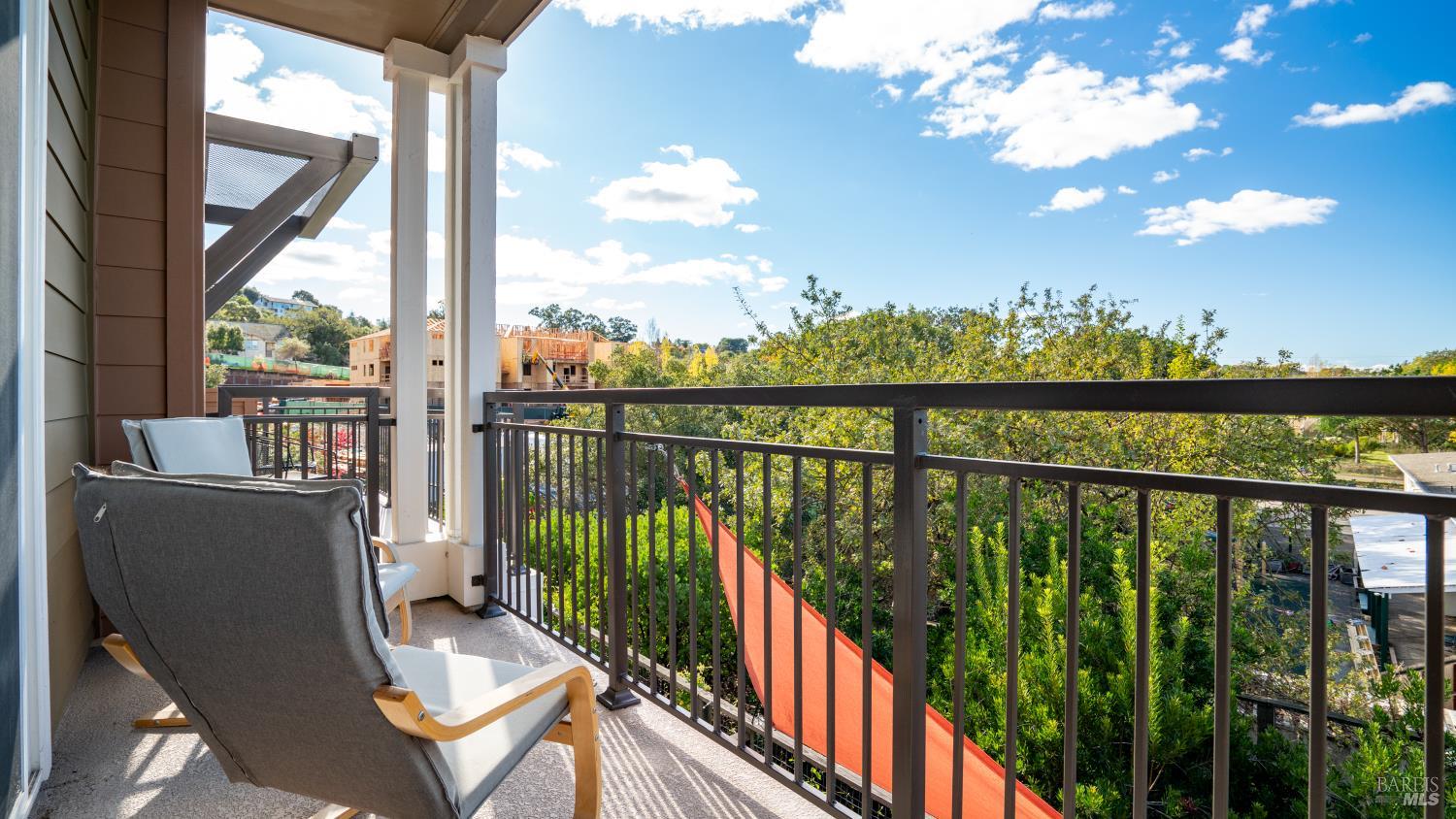 Detail Gallery Image 23 of 64 For 530 Jade St, Petaluma,  CA 94952 - 2 Beds | 2/1 Baths