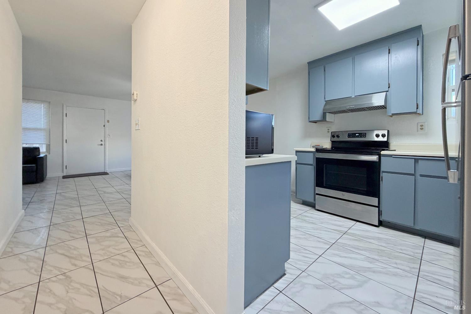 Detail Gallery Image 9 of 31 For 2725 Teton Ln, Fairfield,  CA 94533 - 2 Beds | 2/1 Baths