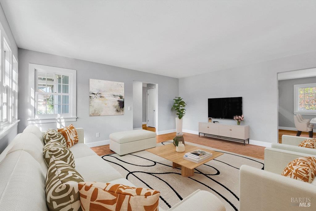 Detail Gallery Image 9 of 71 For 526 Ivy Ct, Sonoma,  CA 95476 - 3 Beds | 2 Baths