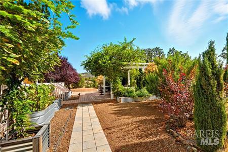 Detail Gallery Image 32 of 44 For 6850 High Valley Rd, Cobb,  CA 95426 - 3 Beds | 2 Baths