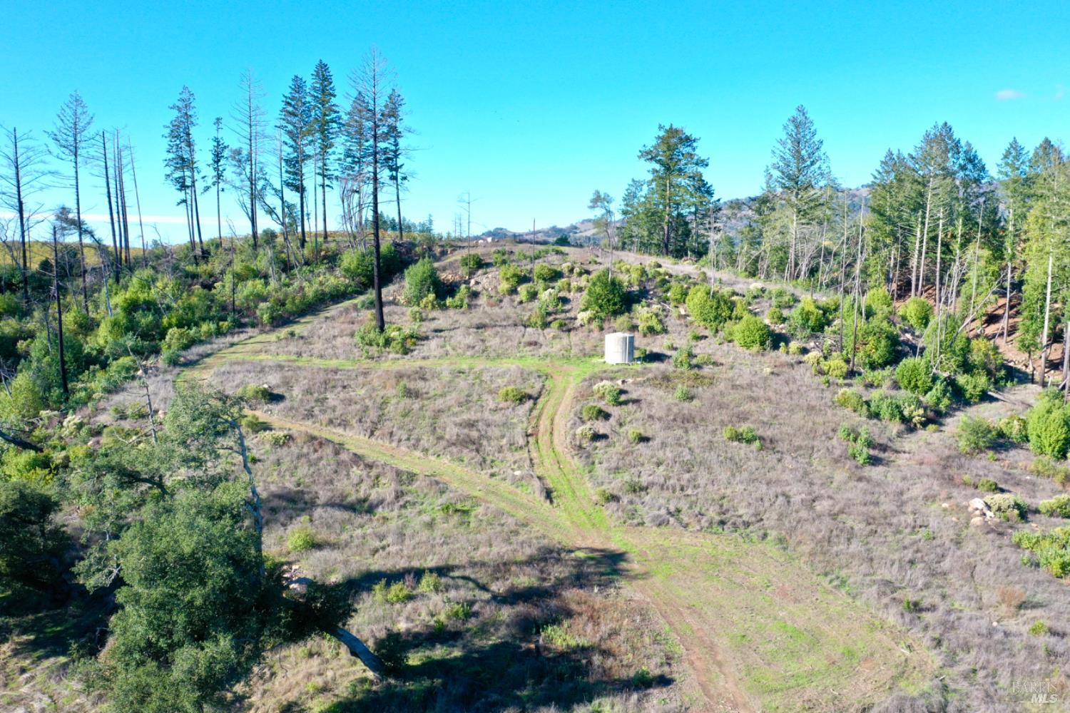 Detail Gallery Image 7 of 80 For 551 Artisan Cir, Geyserville,  CA 95441 - – Beds | – Baths