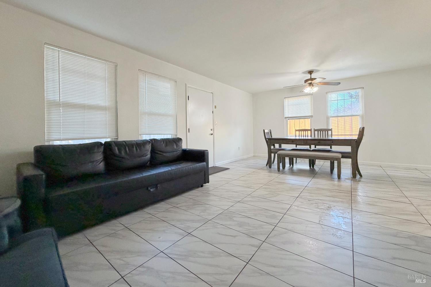 Detail Gallery Image 15 of 31 For 2725 Teton Ln, Fairfield,  CA 94533 - 2 Beds | 2/1 Baths