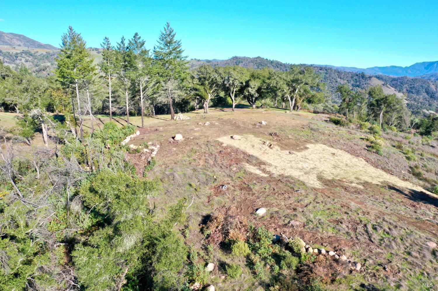 Detail Gallery Image 15 of 80 For 551 Artisan Cir, Geyserville,  CA 95441 - – Beds | – Baths