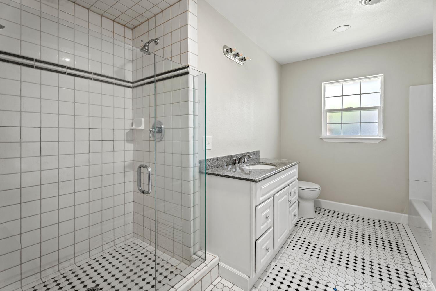 Detail Gallery Image 17 of 31 For 409 Luce Ave, Ukiah,  CA 95482 - 4 Beds | 3/1 Baths