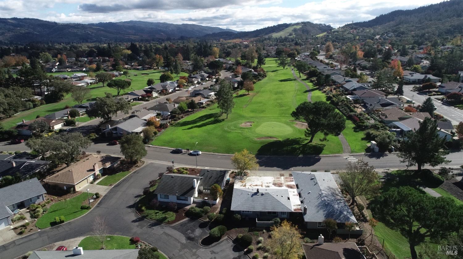 Detail Gallery Image 2 of 64 For 339 Valley Oaks Dr, Santa Rosa,  CA 95409 - 2 Beds | 2 Baths