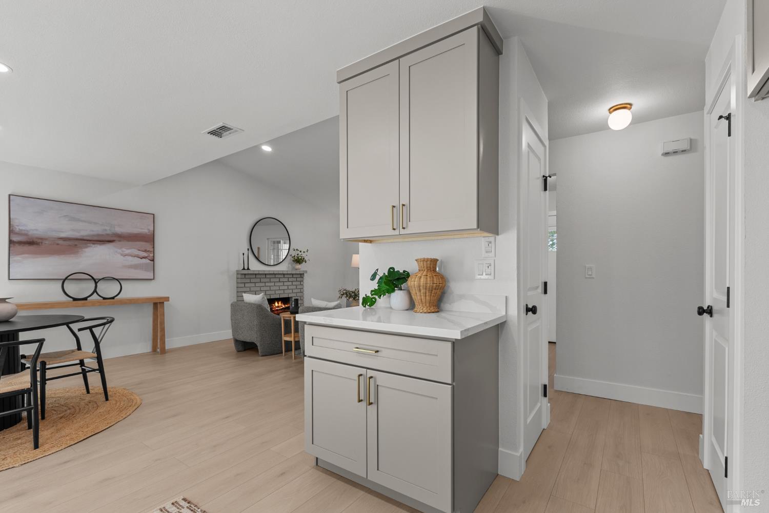 Detail Gallery Image 14 of 33 For 907 Shelduck Ct, Suisun City,  CA 94585 - 4 Beds | 2 Baths