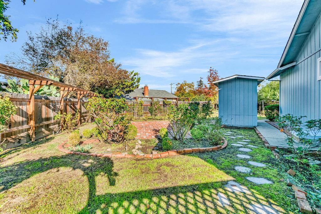 Detail Gallery Image 65 of 71 For 526 Ivy Ct, Sonoma,  CA 95476 - 3 Beds | 2 Baths