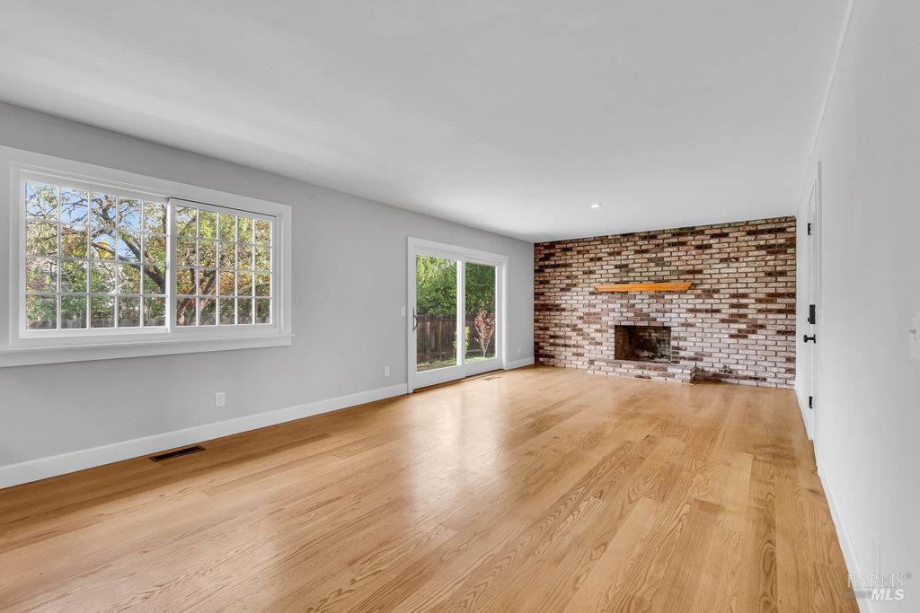 Detail Gallery Image 22 of 71 For 526 Ivy Ct, Sonoma,  CA 95476 - 3 Beds | 2 Baths