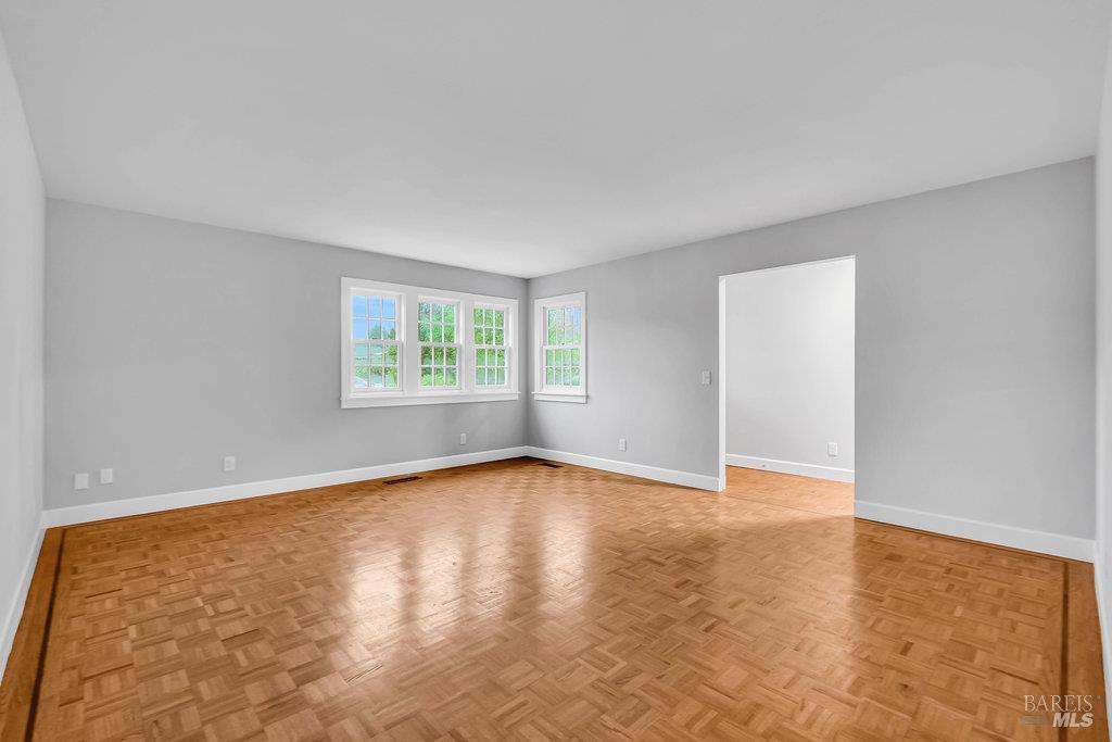 Detail Gallery Image 3 of 71 For 526 Ivy Ct, Sonoma,  CA 95476 - 3 Beds | 2 Baths