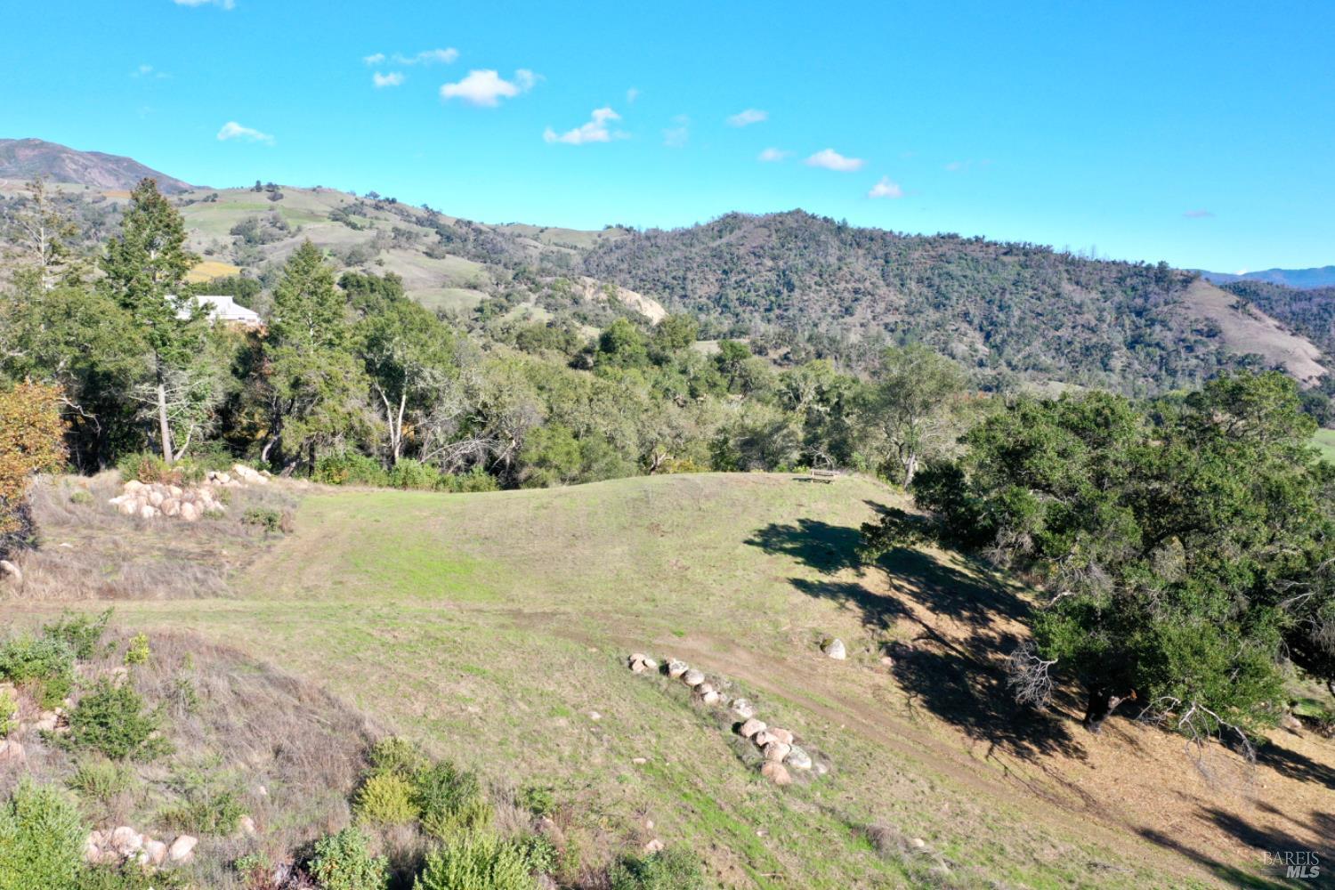 Detail Gallery Image 3 of 69 For 577 Artisan Cir, Geyserville,  CA 95441 - – Beds | – Baths