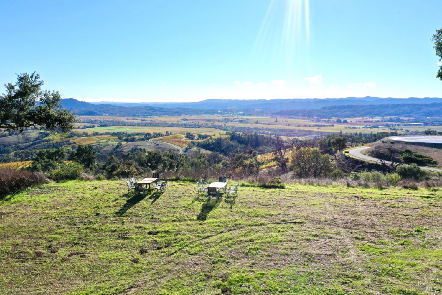 Detail Gallery Image 3 of 76 For 500 Artisan Cir, Geyserville,  CA 95441 - – Beds | – Baths