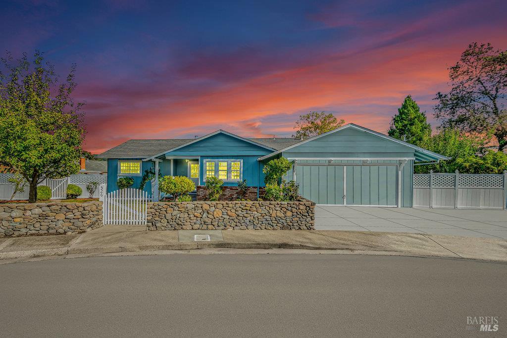 Detail Gallery Image 71 of 71 For 526 Ivy Ct, Sonoma,  CA 95476 - 3 Beds | 2 Baths