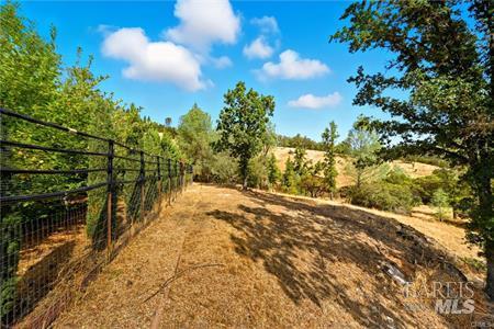 Detail Gallery Image 33 of 44 For 6850 High Valley Rd, Cobb,  CA 95426 - 3 Beds | 2 Baths