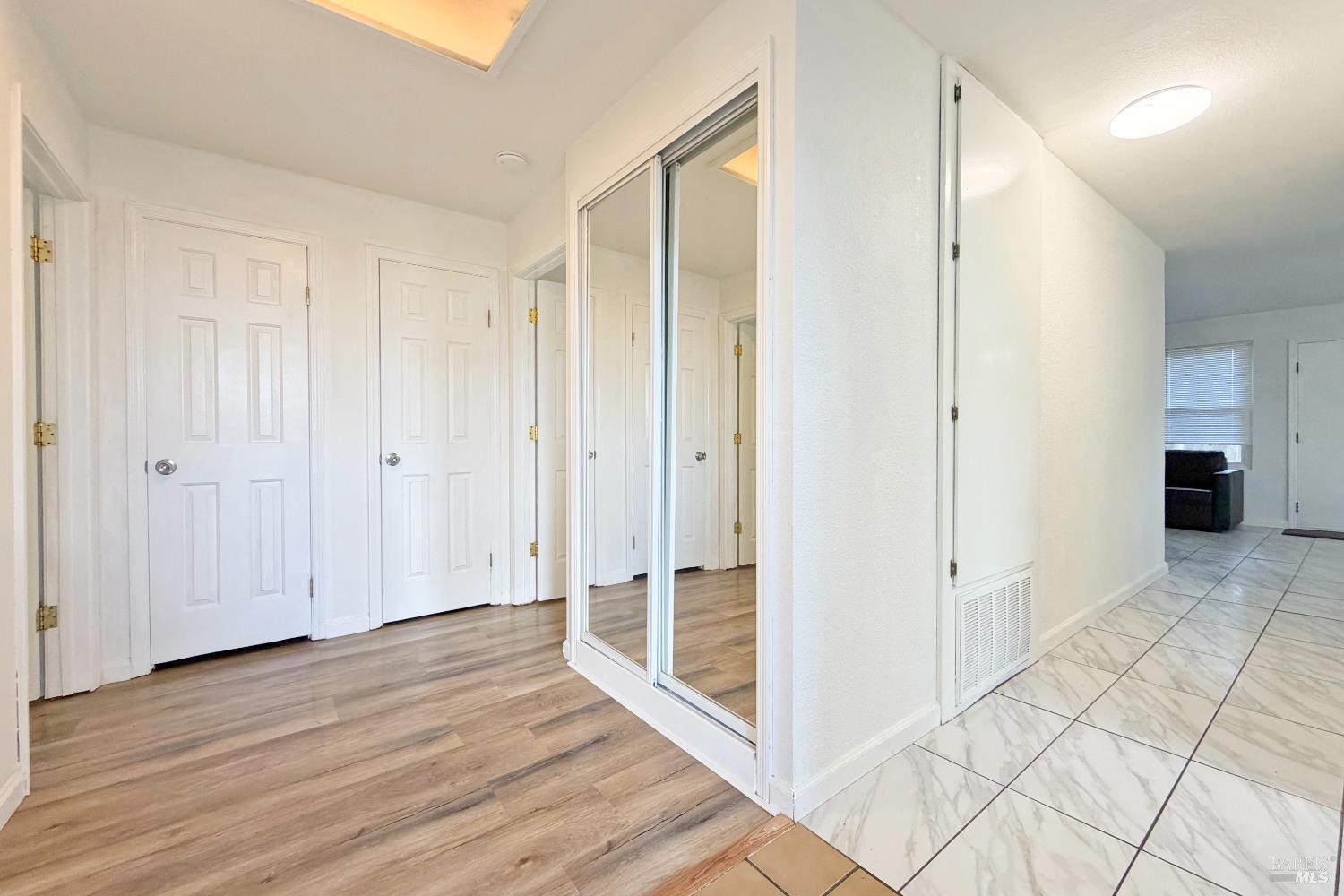 Detail Gallery Image 5 of 31 For 2725 Teton Ln, Fairfield,  CA 94533 - 2 Beds | 2/1 Baths