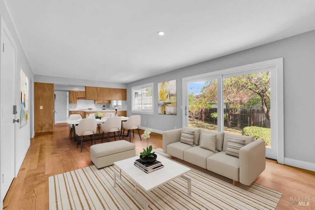 Detail Gallery Image 15 of 71 For 526 Ivy Ct, Sonoma,  CA 95476 - 3 Beds | 2 Baths