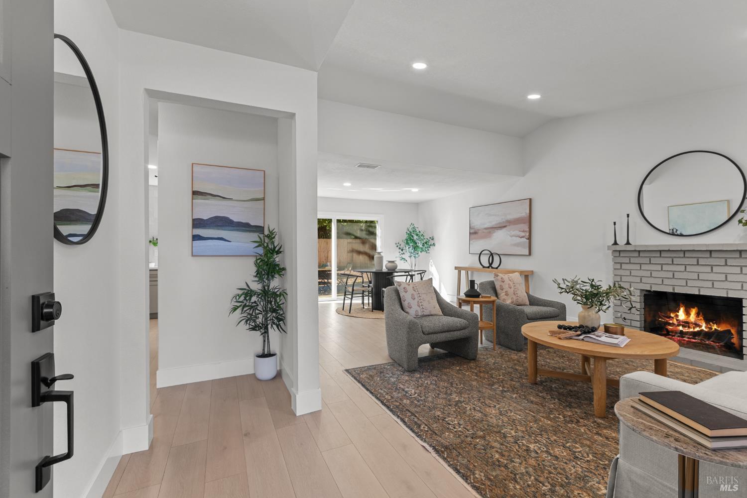 Detail Gallery Image 5 of 33 For 907 Shelduck Ct, Suisun City,  CA 94585 - 4 Beds | 2 Baths