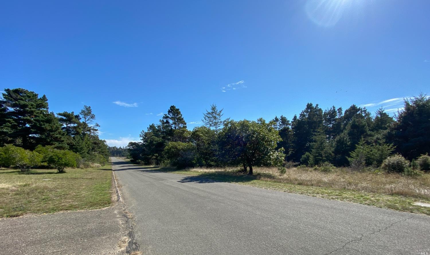 Detail Gallery Image 12 of 27 For 41179 Deer Trl, The Sea Ranch,  CA 95497 - – Beds | – Baths