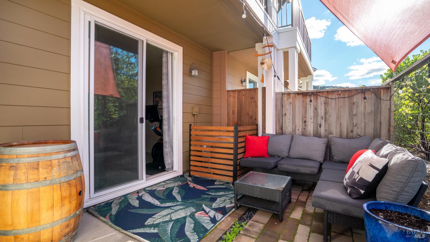 Detail Gallery Image 33 of 64 For 530 Jade St, Petaluma,  CA 94952 - 2 Beds | 2/1 Baths