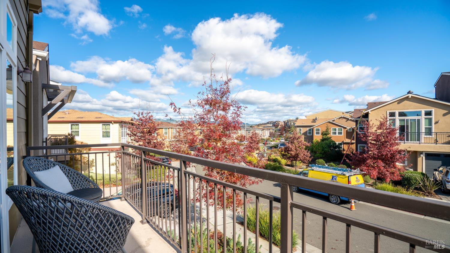 Detail Gallery Image 5 of 64 For 530 Jade St, Petaluma,  CA 94952 - 2 Beds | 2/1 Baths