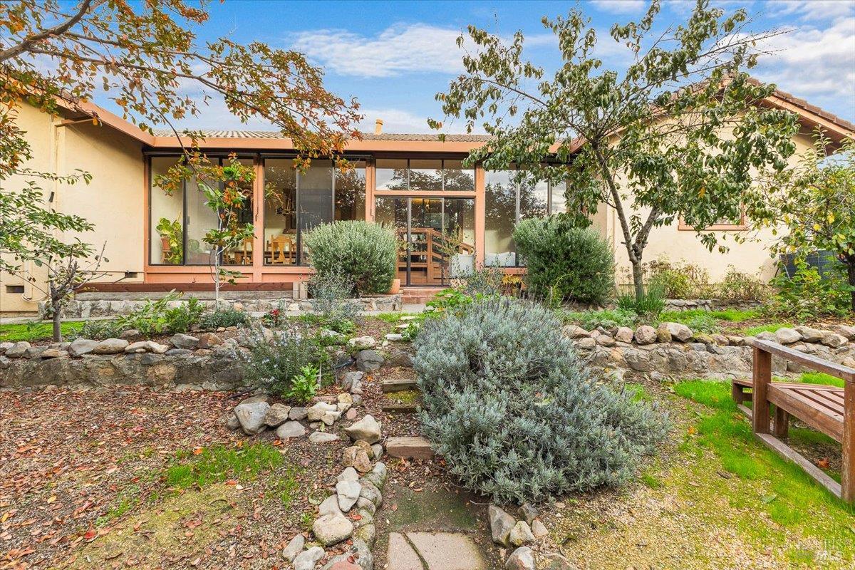 Detail Gallery Image 36 of 43 For 805 Montrose Ct, Santa Rosa,  CA 95409 - 3 Beds | 2 Baths