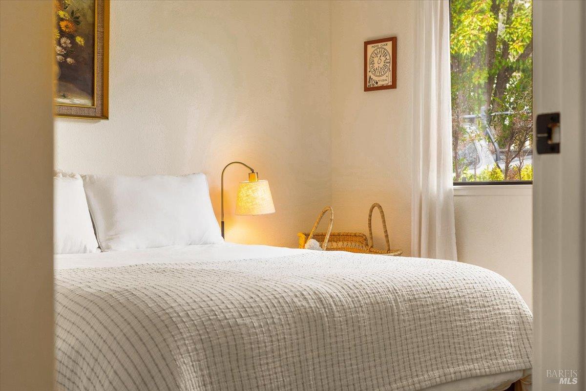 Detail Gallery Image 28 of 43 For 805 Montrose Ct, Santa Rosa,  CA 95409 - 3 Beds | 2 Baths