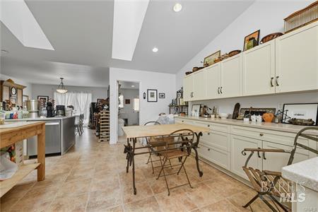 Detail Gallery Image 12 of 44 For 6850 High Valley Rd, Cobb,  CA 95426 - 3 Beds | 2 Baths