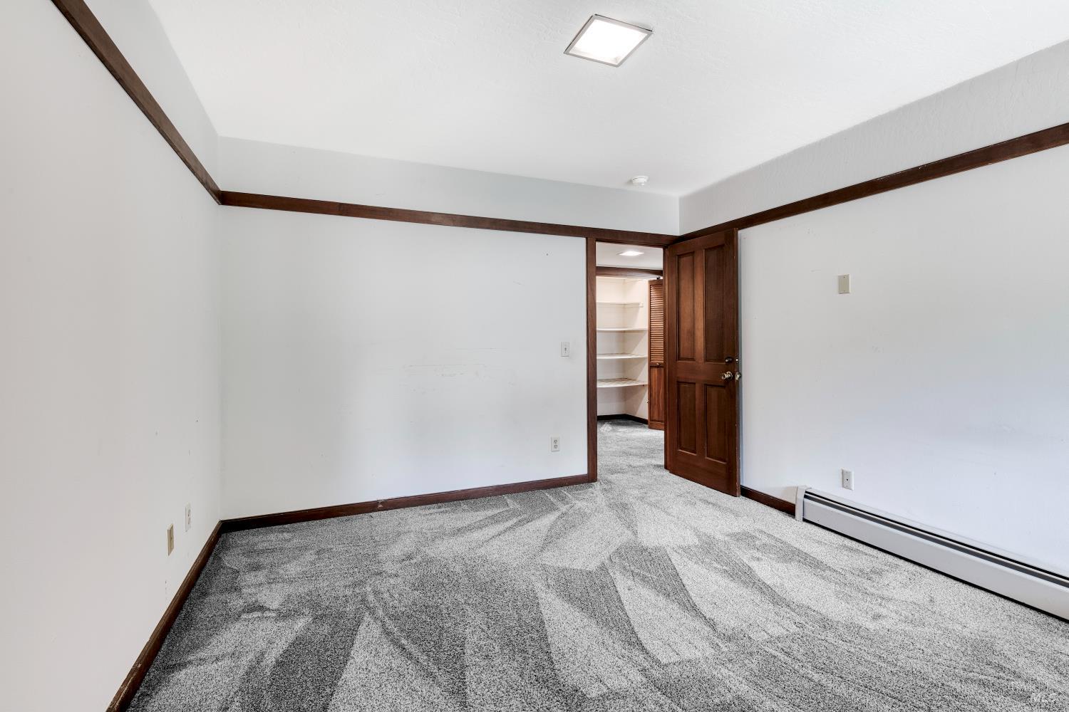 Detail Gallery Image 21 of 34 For 10 Robinhood Dr, Novato,  CA 94945 - 4 Beds | 3/1 Baths