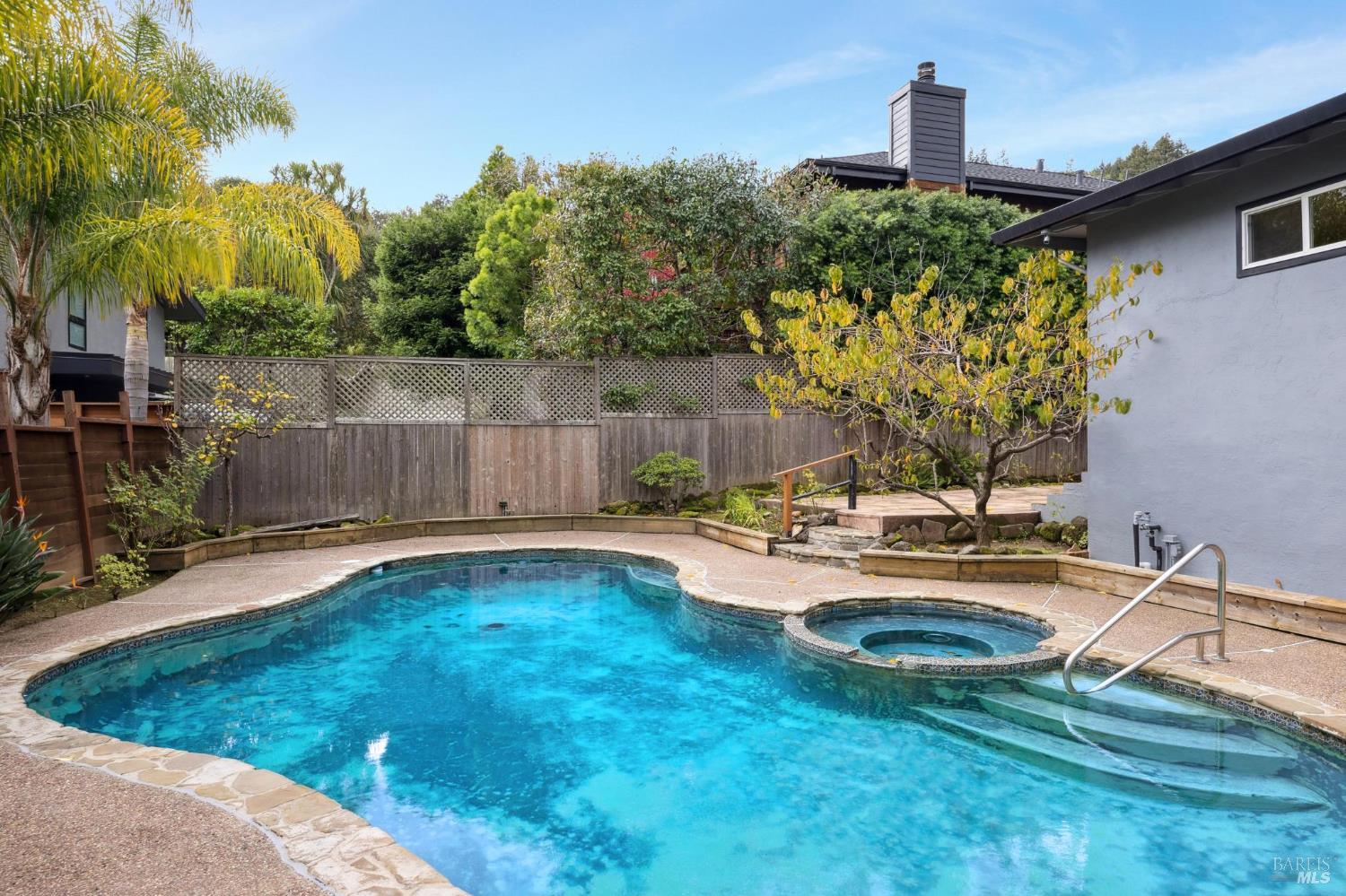 Detail Gallery Image 38 of 47 For 6 Madrona St, San Rafael,  CA 94901 - 3 Beds | 2 Baths