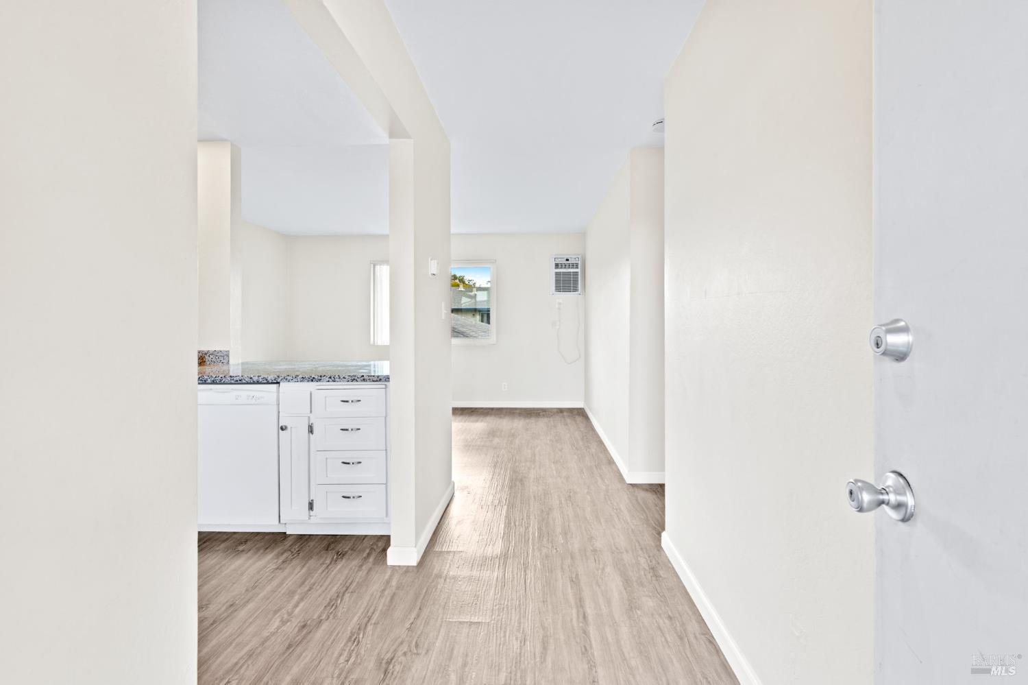 Detail Gallery Image 14 of 30 For 1356 Monte Vista Ave, Saint Helena,  CA 94574 - – Beds | – Baths