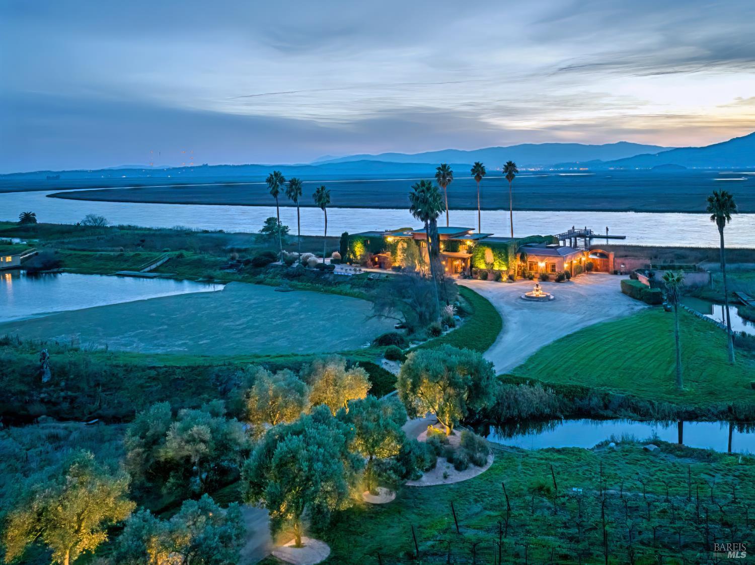 Detail Gallery Image 4 of 64 For 6614 Lakeville Hwy, Petaluma,  CA 94954 - 11 Beds | 15/1 Baths