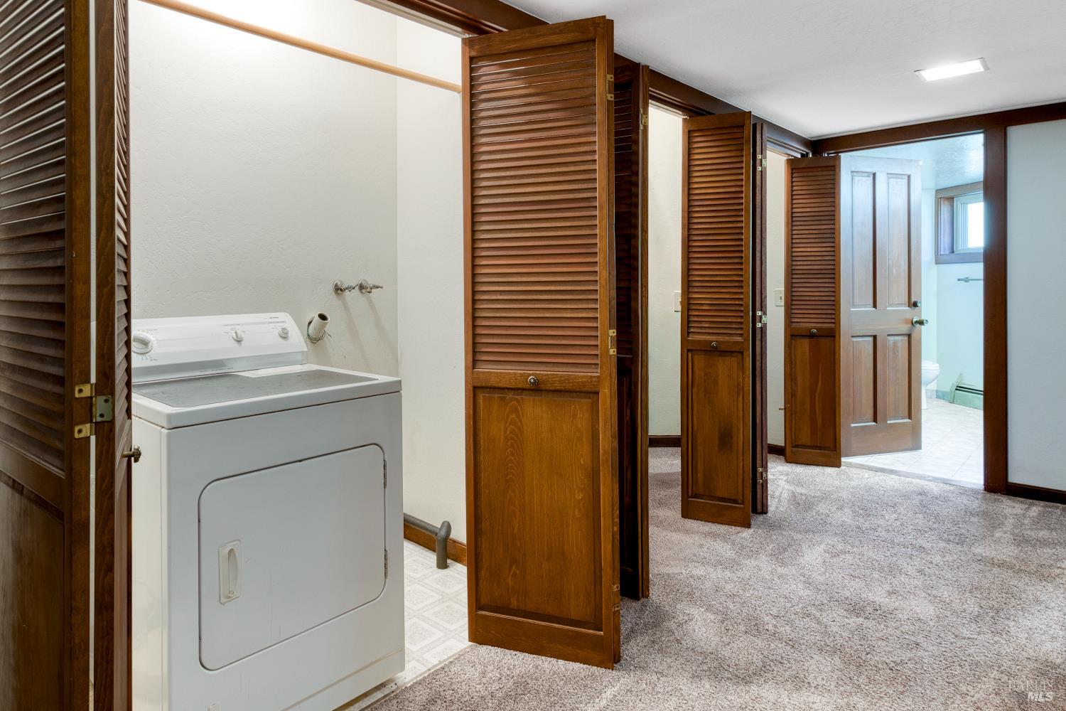 Detail Gallery Image 19 of 34 For 10 Robinhood Dr, Novato,  CA 94945 - 4 Beds | 3/1 Baths