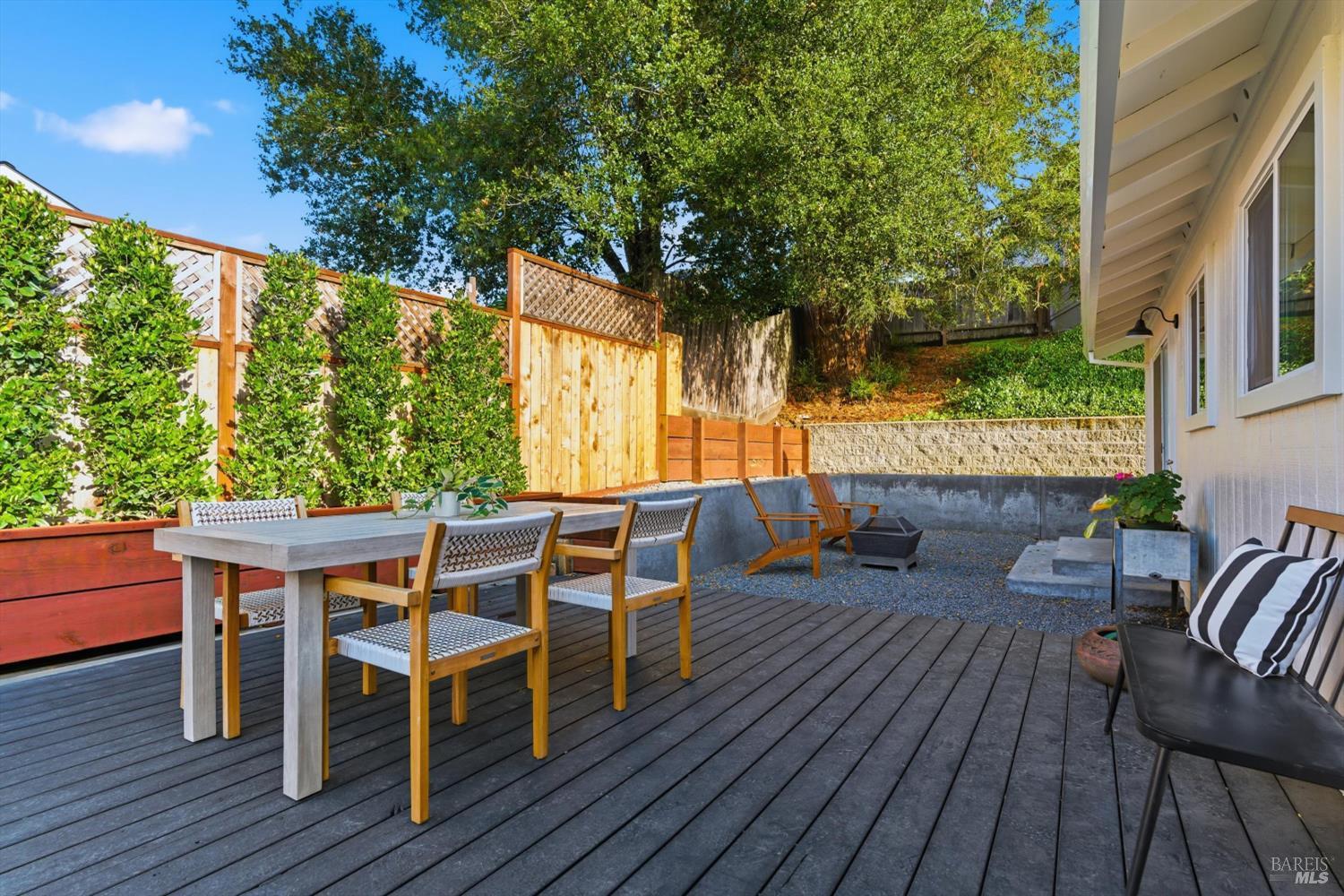 Detail Gallery Image 14 of 25 For 4 George Ter, Petaluma,  CA 94952 - 2 Beds | 1/1 Baths