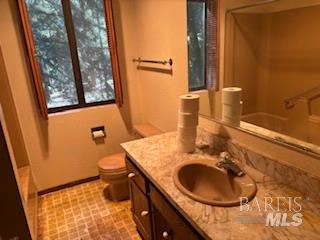 Detail Gallery Image 10 of 12 For 24991 Cobb Dr, Willits,  CA 95490 - 3 Beds | 2 Baths