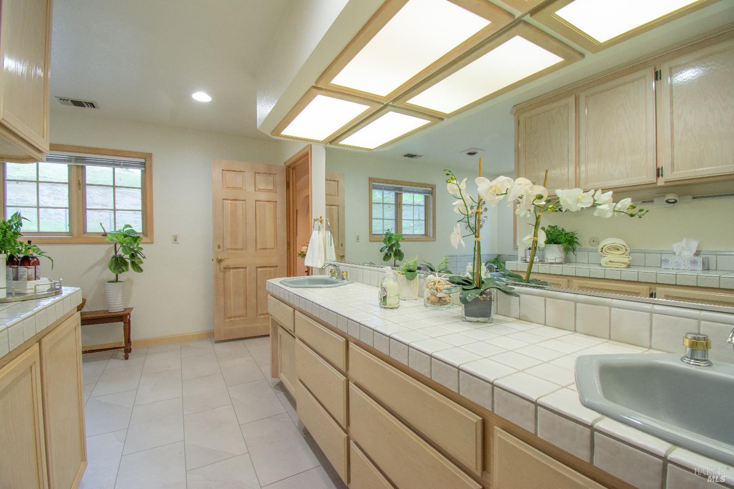 Detail Gallery Image 70 of 99 For 3368 Hidden Valley Ln, Fairfield,  CA 94534 - 4 Beds | 3/1 Baths