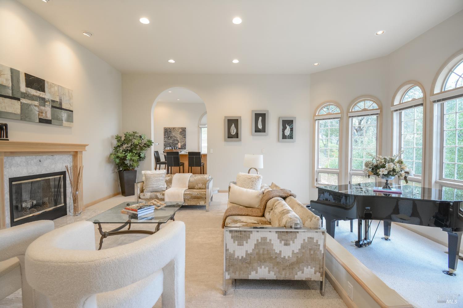 Detail Gallery Image 22 of 99 For 3368 Hidden Valley Ln, Fairfield,  CA 94534 - 4 Beds | 3/1 Baths