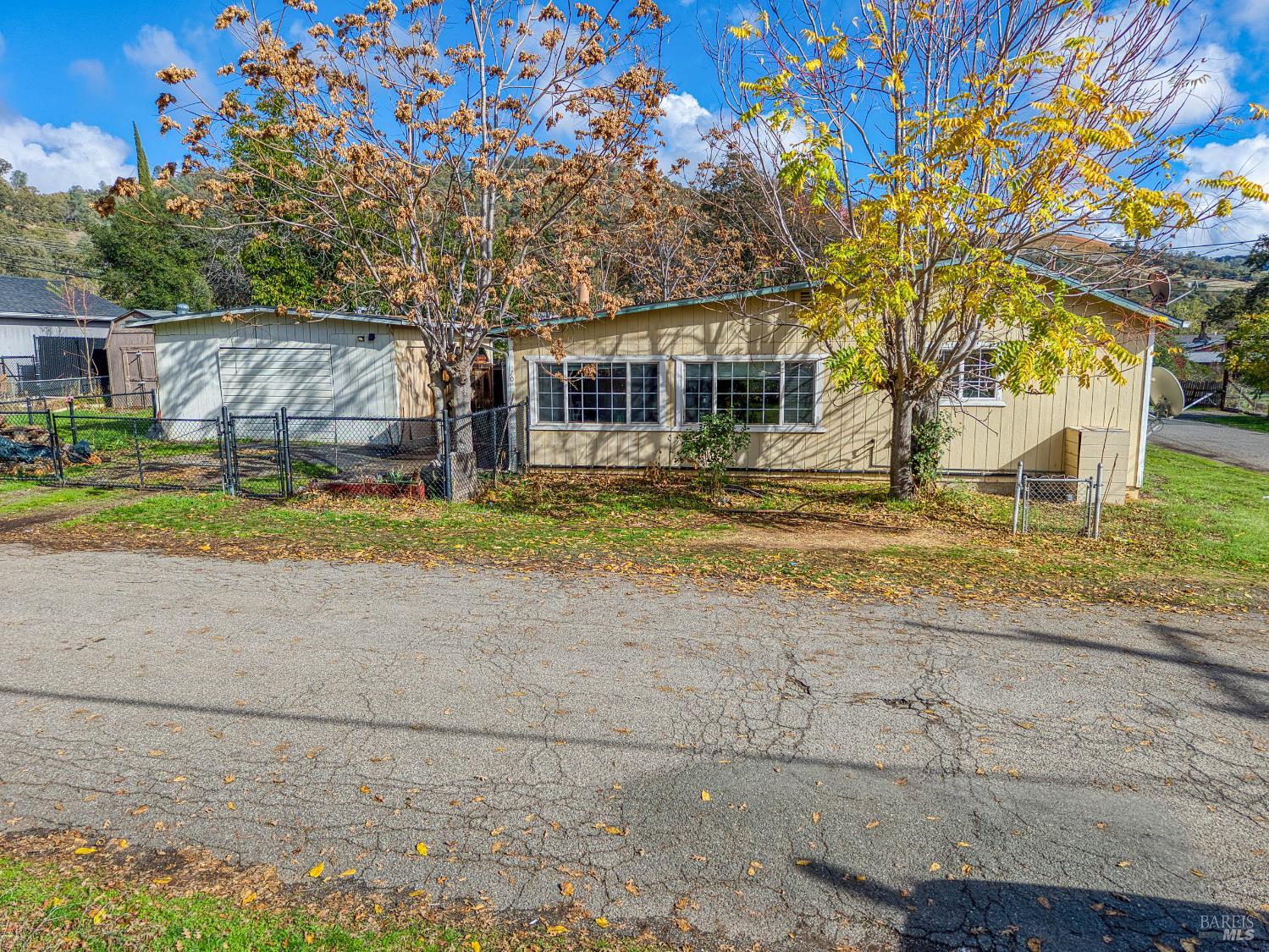 Detail Gallery Image 7 of 46 For 70 Shaul St, Clearlake Oaks,  CA 95423 - 2 Beds | 1 Baths