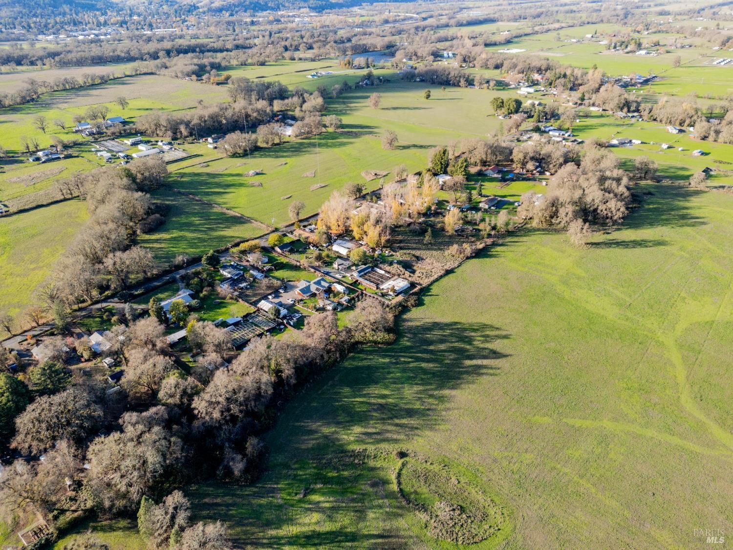 Detail Gallery Image 37 of 44 For 2580 Center Valley Rd, Willits,  CA 95490 - 3 Beds | 2 Baths