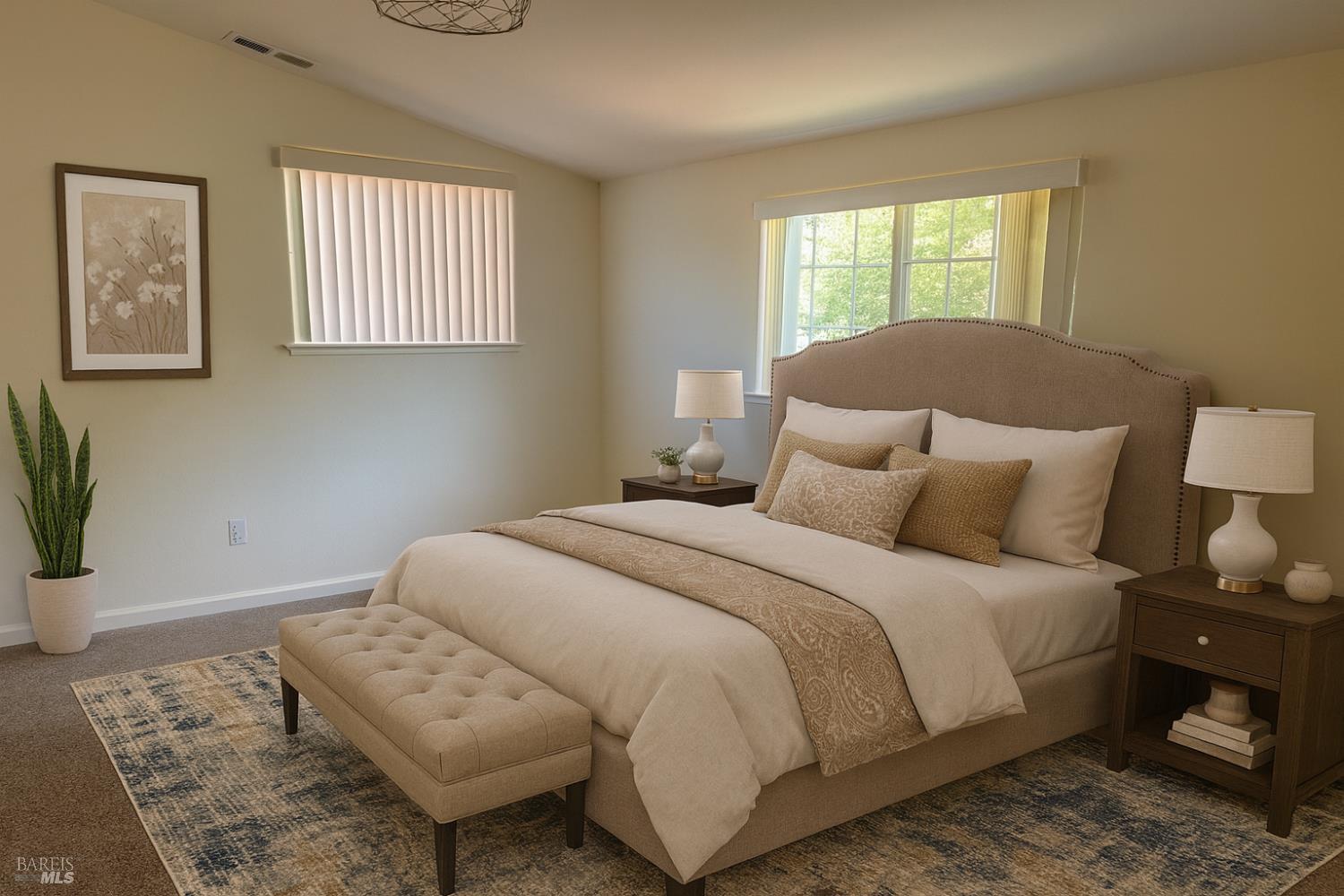 Detail Gallery Image 14 of 21 For 308 Toscana Cir, Cloverdale,  CA 95425 - 5 Beds | 4 Baths