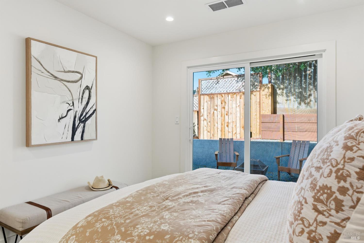 Detail Gallery Image 12 of 25 For 4 George Ter, Petaluma,  CA 94952 - 2 Beds | 1/1 Baths