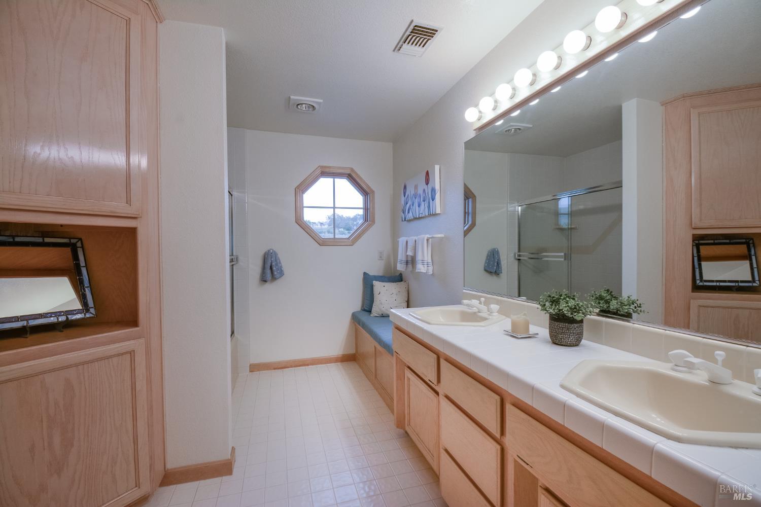 Detail Gallery Image 78 of 99 For 3368 Hidden Valley Ln, Fairfield,  CA 94534 - 4 Beds | 3/1 Baths