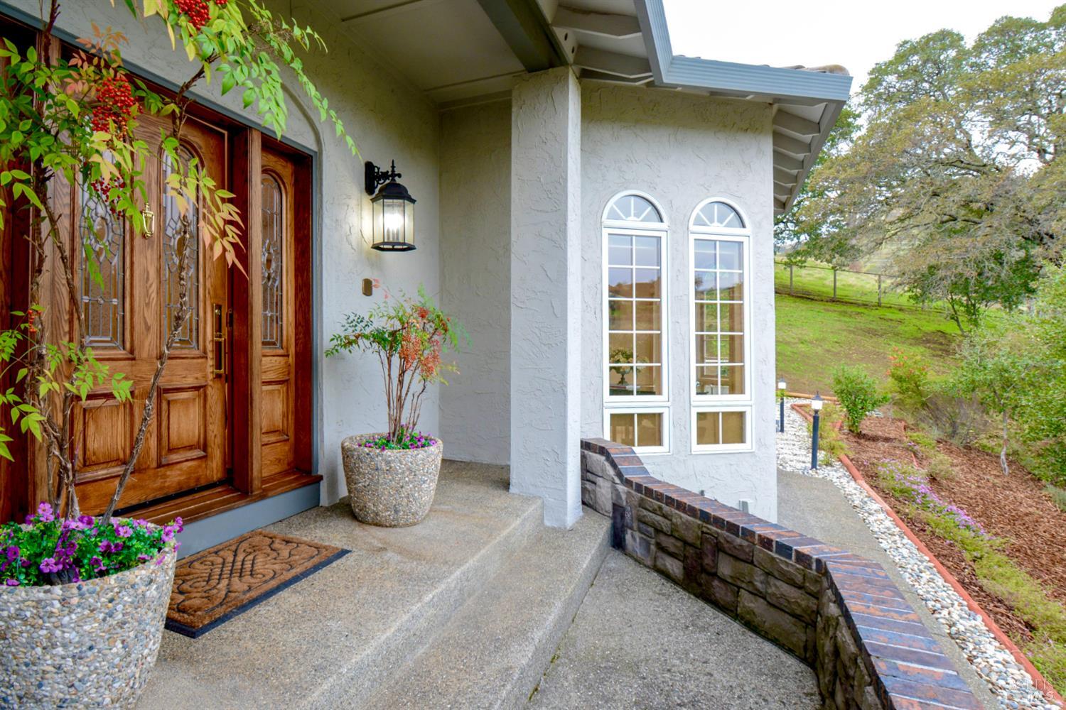 Detail Gallery Image 16 of 99 For 3368 Hidden Valley Ln, Fairfield,  CA 94534 - 4 Beds | 3/1 Baths