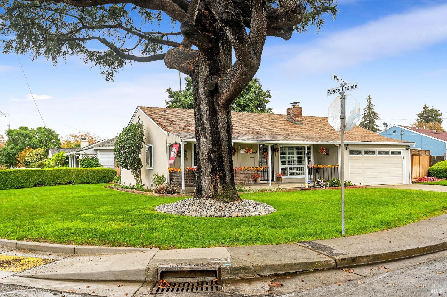 Detail Gallery Image 12 of 28 For 16004 via Granada Unkn, San Lorenzo,  CA 94580 - 3 Beds | 1 Baths