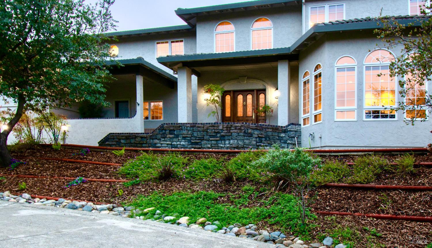 Detail Gallery Image 11 of 99 For 3368 Hidden Valley Ln, Fairfield,  CA 94534 - 4 Beds | 3/1 Baths