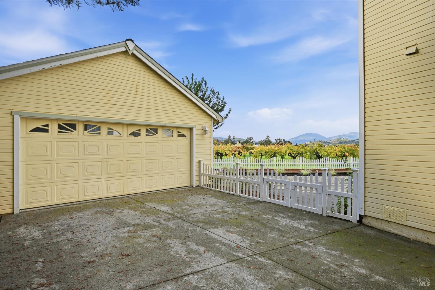 Detail Gallery Image 40 of 57 For 1395 N Grove Ct, Saint Helena,  CA 94574 - 3 Beds | 2/1 Baths